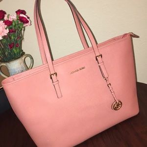 Brand New Micheal Kors Handbag! OBO